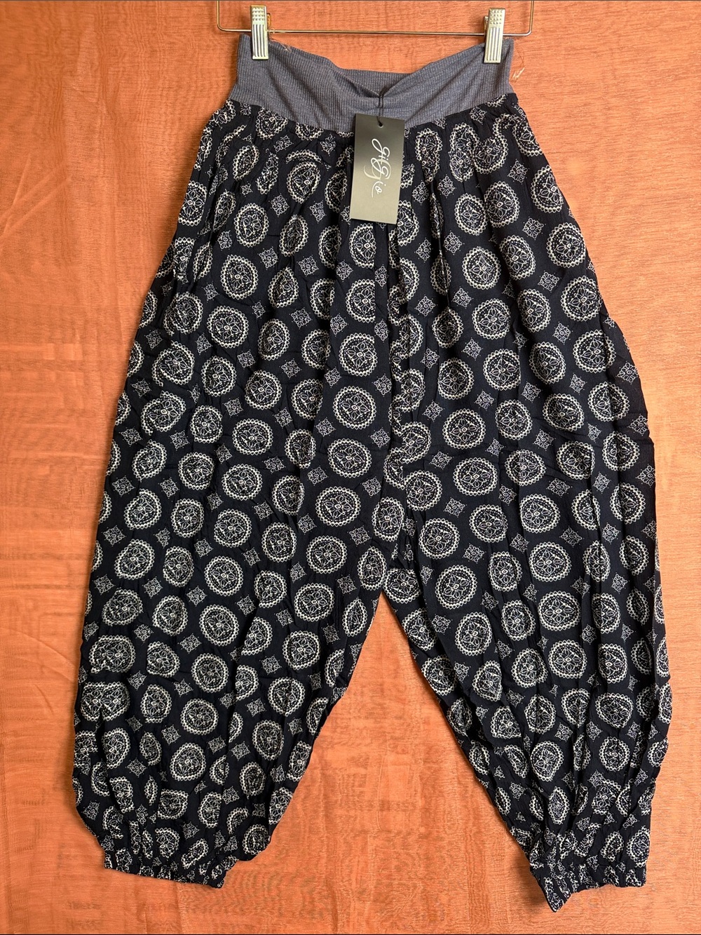 Balloon Pants  Navy White  Rib Waist  Medallion Print harem styleSz. S NWT Gigio - Picture 3 of 13